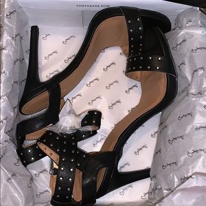 Fashion nova heels